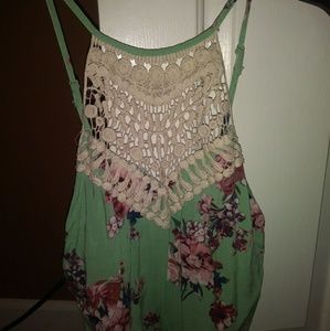 Rue 21 flower crochet crop top